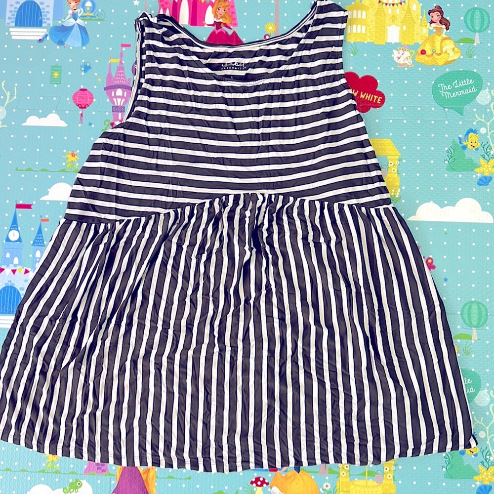 Isabel Maternity(Target) Sleeveless shirt
